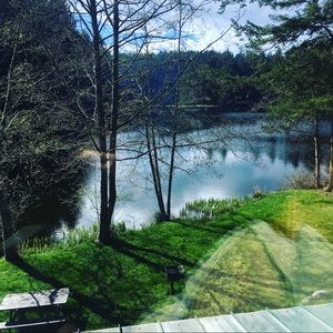 Meet your Posher, Deborah